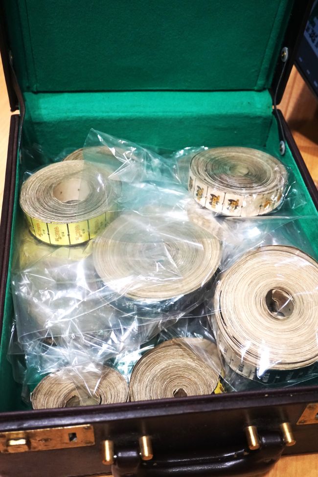 アメリカと日本に残る“Paper Film”